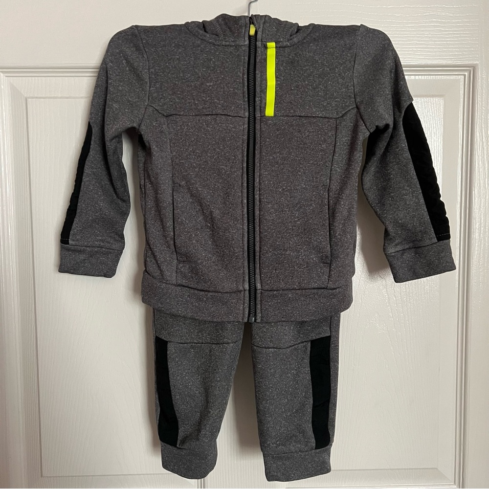 Athletic Works Gray, Black, & Green Hoodie Track Suit size 3T